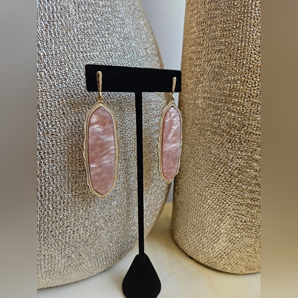🔥NWOT pink and gold tone earrings - Picture 3 of 5
